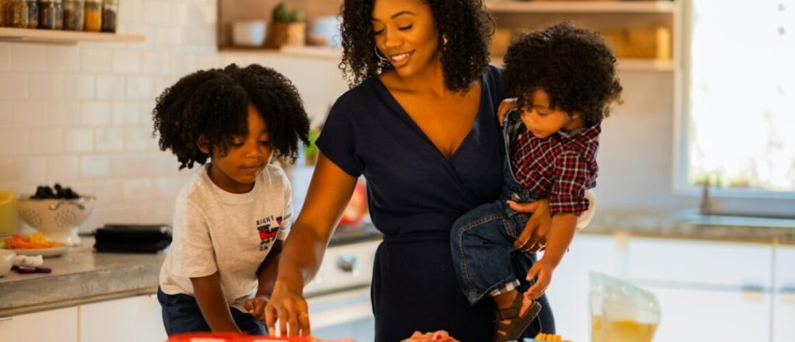 Jak zrobić pyszne pierogi z dzieckiem - przepis na rodzinne gotowanie